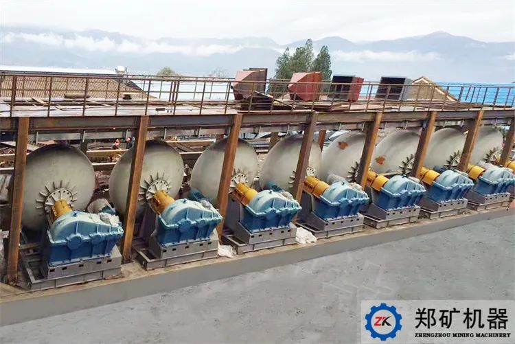 鍋式造粒機2.jpg